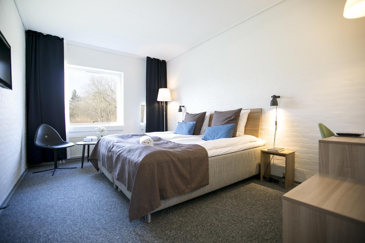 Ech Park Hotel Есбер Екстериор снимка